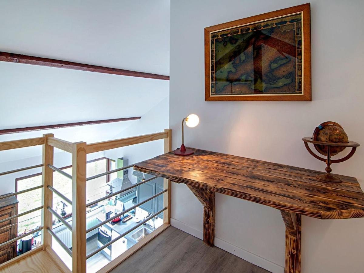 Beautiful And Spacious Holiday Home With P Tanque Court And Countryside Views Somme-Leuze Rom bilde