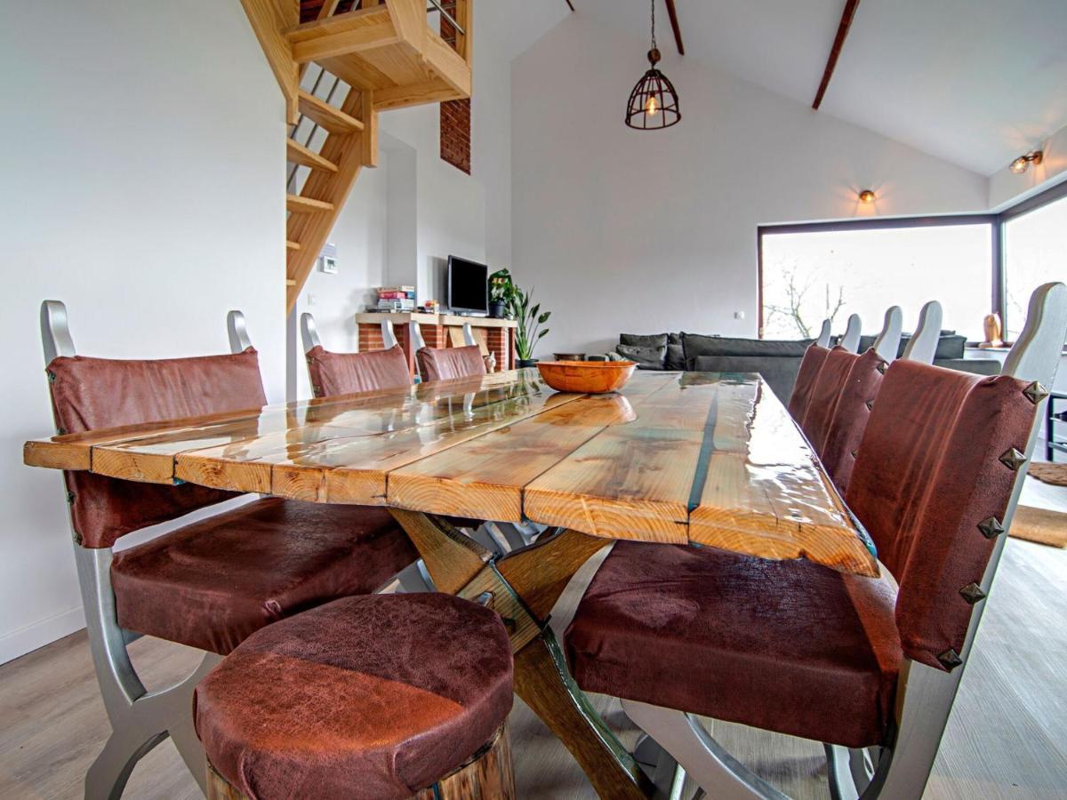 Beautiful And Spacious Holiday Home With P Tanque Court And Countryside Views Somme-Leuze Rom bilde
