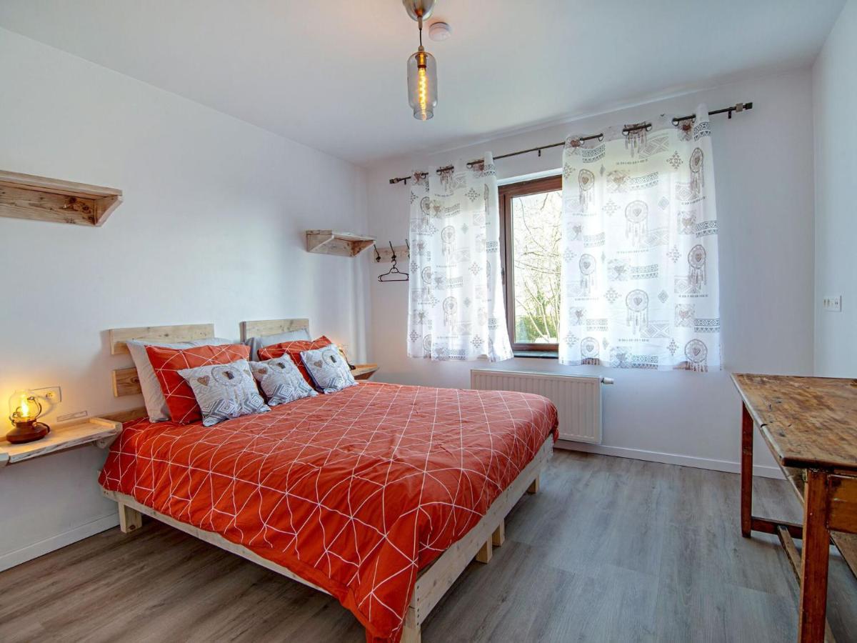 Beautiful And Spacious Holiday Home With P Tanque Court And Countryside Views Somme-Leuze Eksteriør bilde